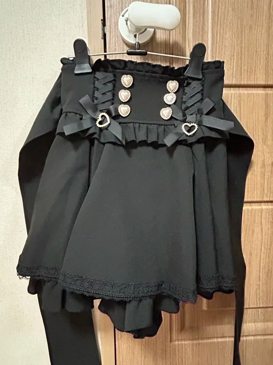 LIZ LISA (リズリサ) サスペンダー 黒 スカート 量産型地雷原
