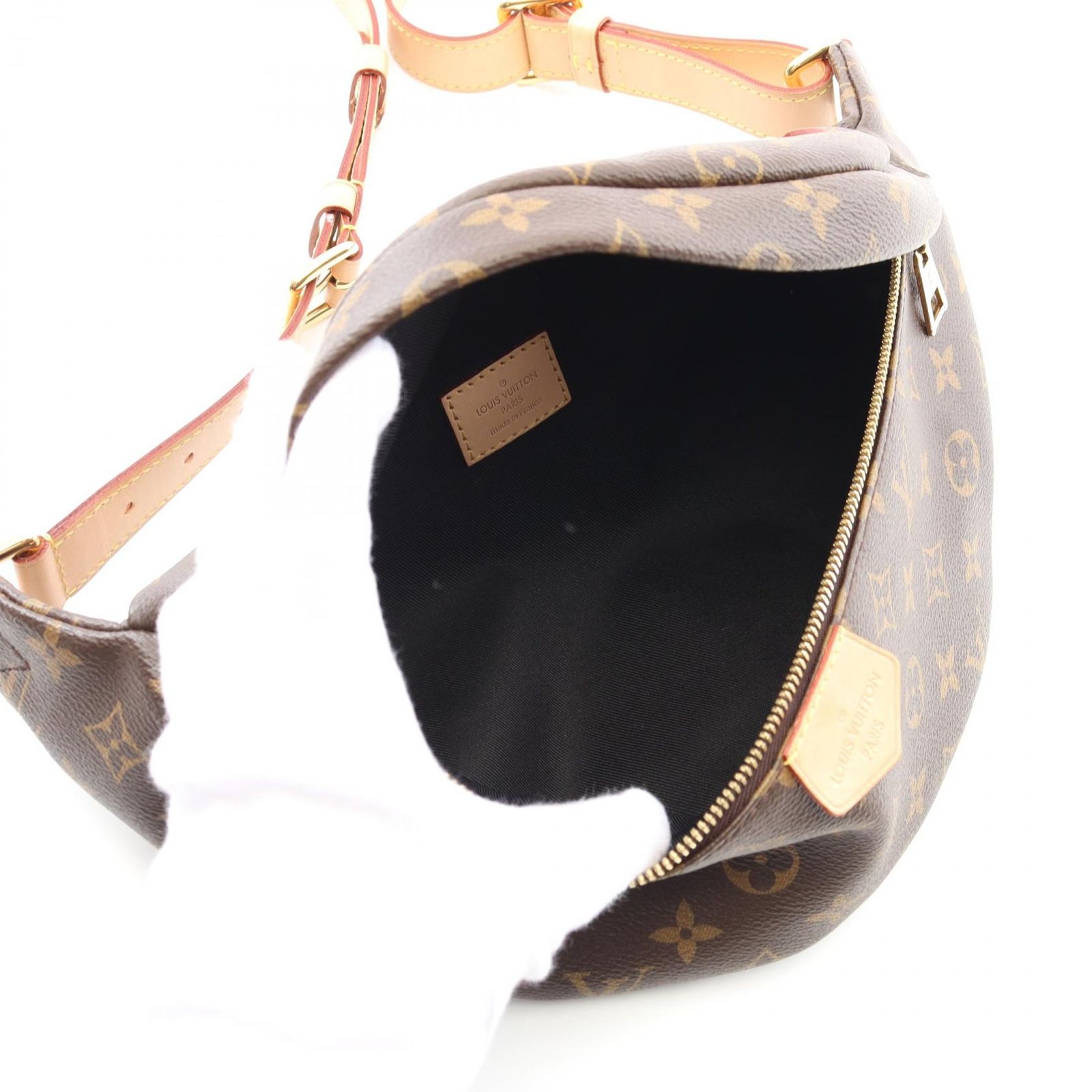 美品 LOEWE ロエベ アナグラム バッグポーチ ウエストポーチ アイボリー 美品 LOEWE ロエベ アナグラム バッグポーチ ウエストポーチ