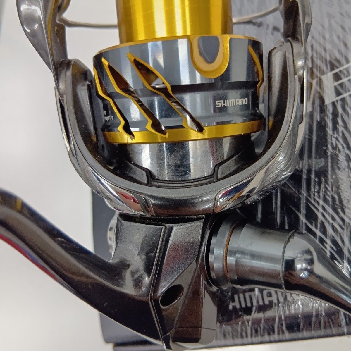 SHIMANO シマノ 04142 スピニングリール 20ツインパワーC3000XG