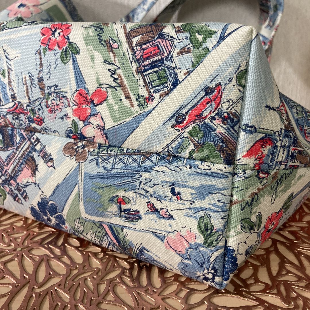 さくら様　トーストバッグ　キャスキッドソンハンドメイド ハンドメイド ラミネートスクエアトートバッグ（キャス