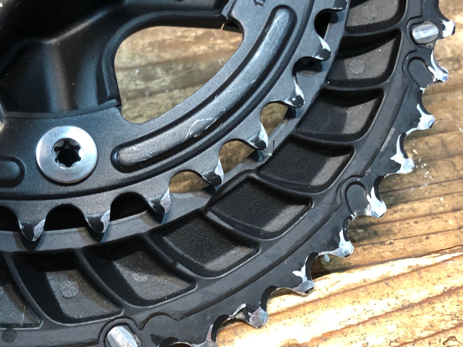 R7000 クランクセット 50-34T 165mm 楽天市場】r7000 クランク 165mm 50−34の通販