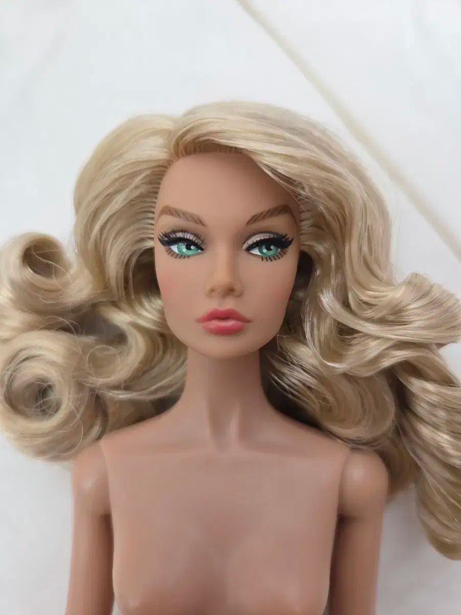 ポピーパーカー　ファッションロイヤリティ　裸体のみ ビンテージバービー シルクストーン Poppy Parker ファッション