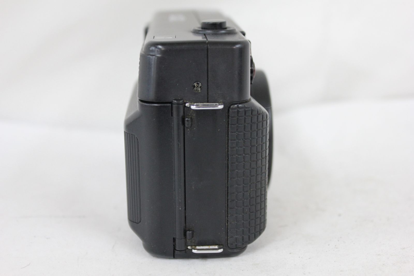 コンパクトカメラ M6065