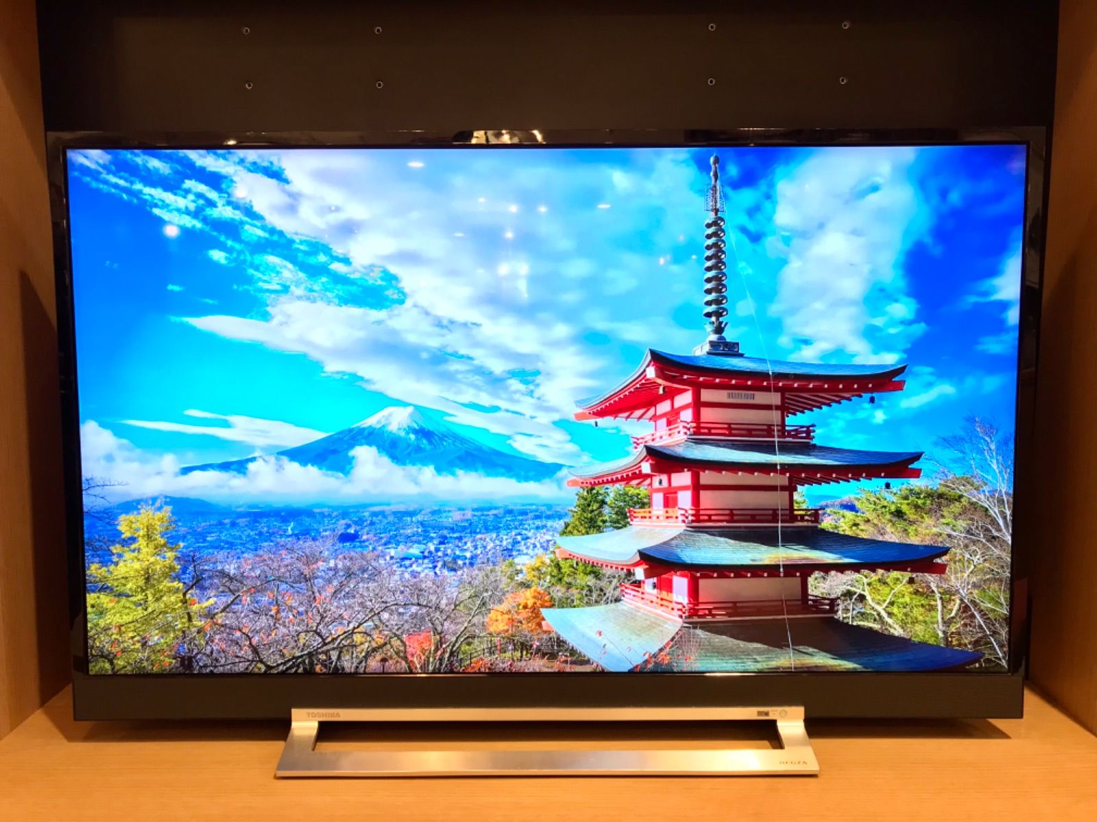 値下げ！送料込み！TOSHIBA 4K液晶テレビ REGZA 43Z730X U - メルカリ