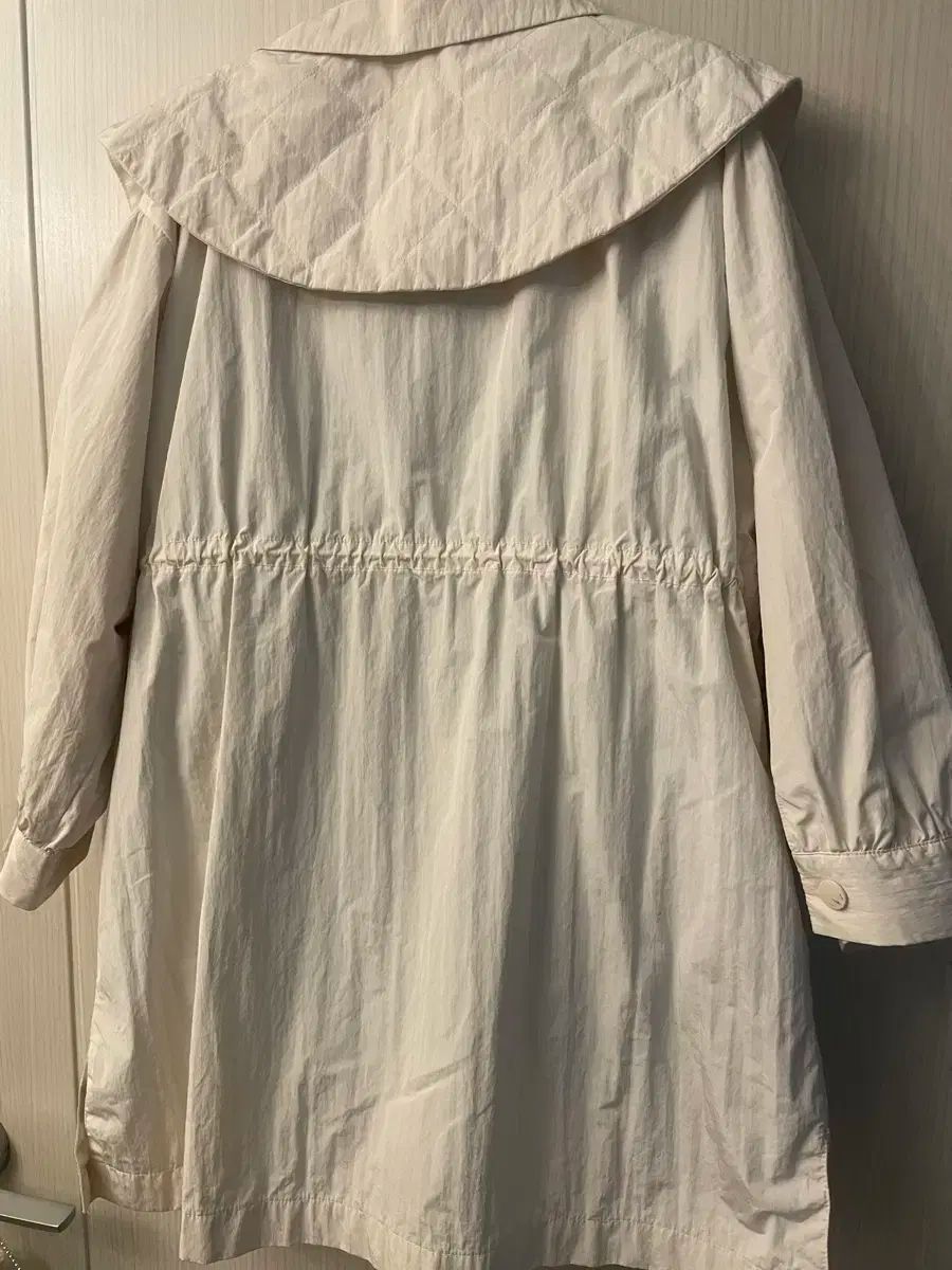 アイラブジェイ トレンチコート