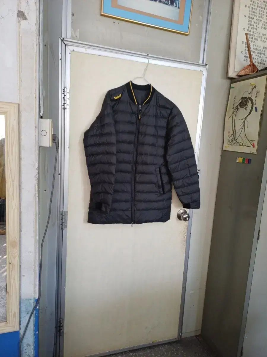 Volvic メンズゴルフパッド入りジャケット 100 サイズ