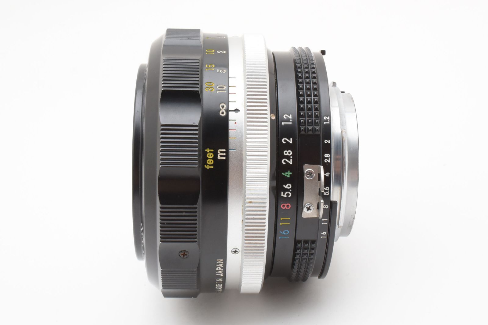 55mm F1.2