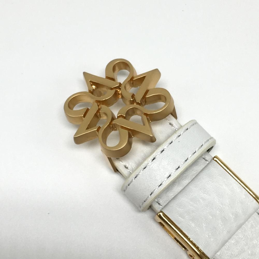 超美品】セントアンドリュース ベルト 白 ロゴゴールドバックル