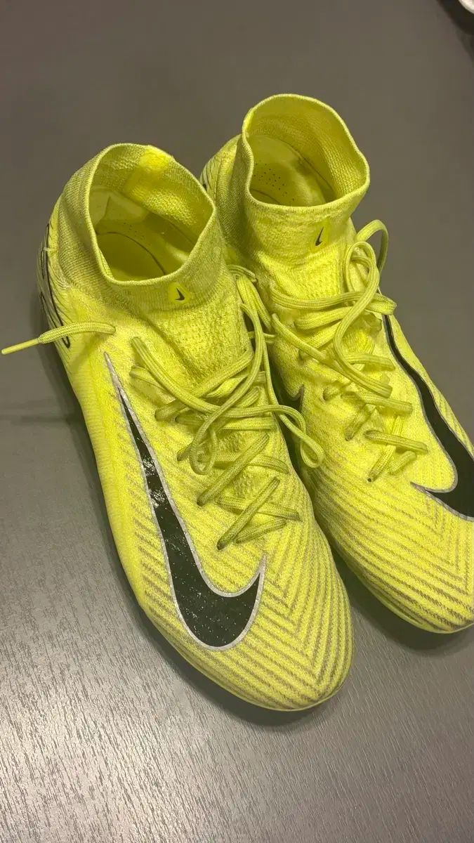 ナイキ マーキュリアル シューFL10 エリート 270