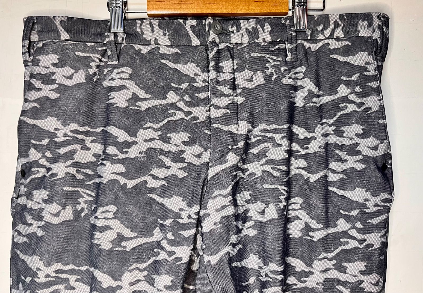 ばっさー　ブリーフィング　グレー 迷彩柄 ゴルフパンツ ○ 服 BRIEFING パンツ グレー 迷彩柄 XLサイズ メンズ ブリーフィング
