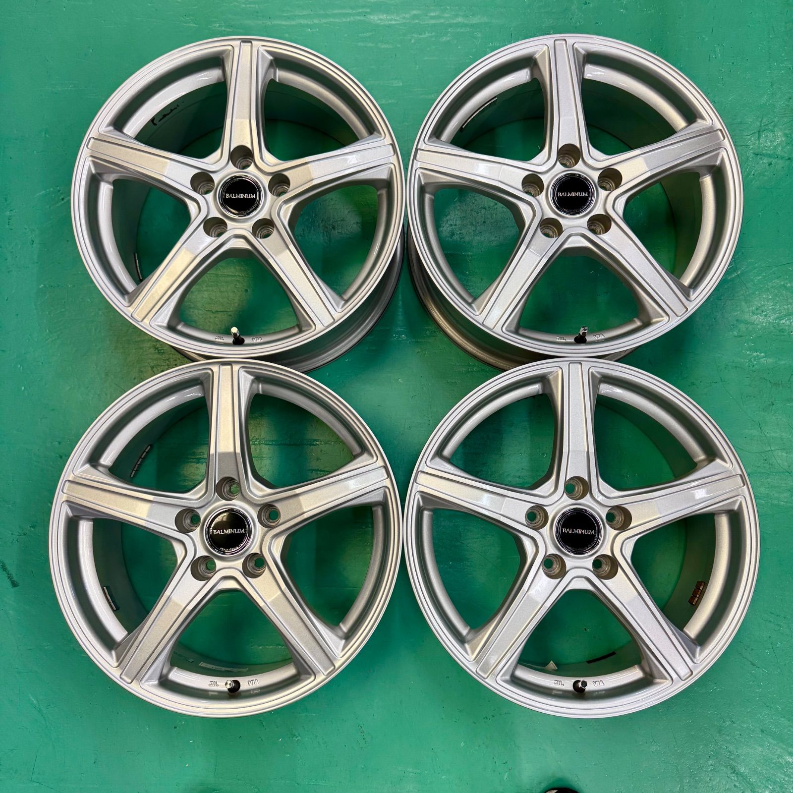 【中古】BALMINUM VR5 17インチ 中古 ブリヂストン BALMINUM バルミナ VR5 17インチ アルミ