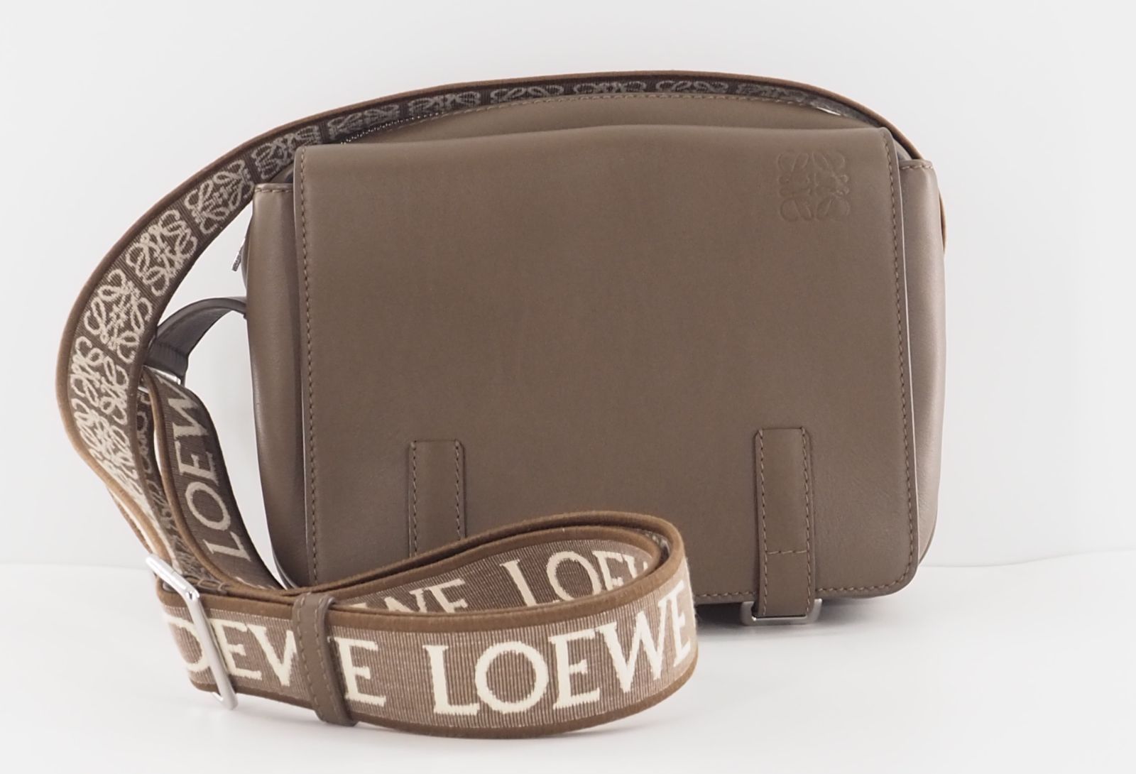 LOEWE/ロエベ ミリタリー メッセンジャーバッグ XS サプルスムースカーフ&ジャカード B553A72X27