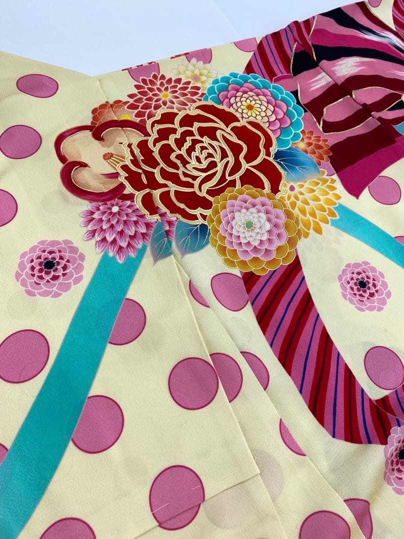 ブランド振袖 仮絵羽 Blythe 京友禅 金彩 刺繍 正絹 未仕立て品 八掛付 ブランド振袖 仮絵羽 Blythe 京友禅 金彩 刺繍 正絹 未仕立て品 八掛付