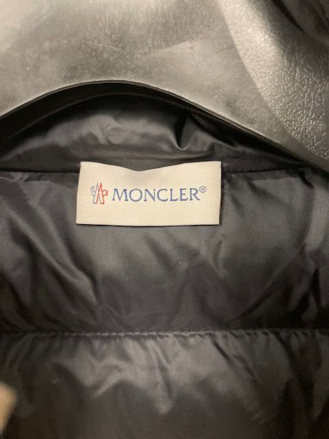 美品 MONCLER モンクレール マグリオントリコカーディガン ダウン