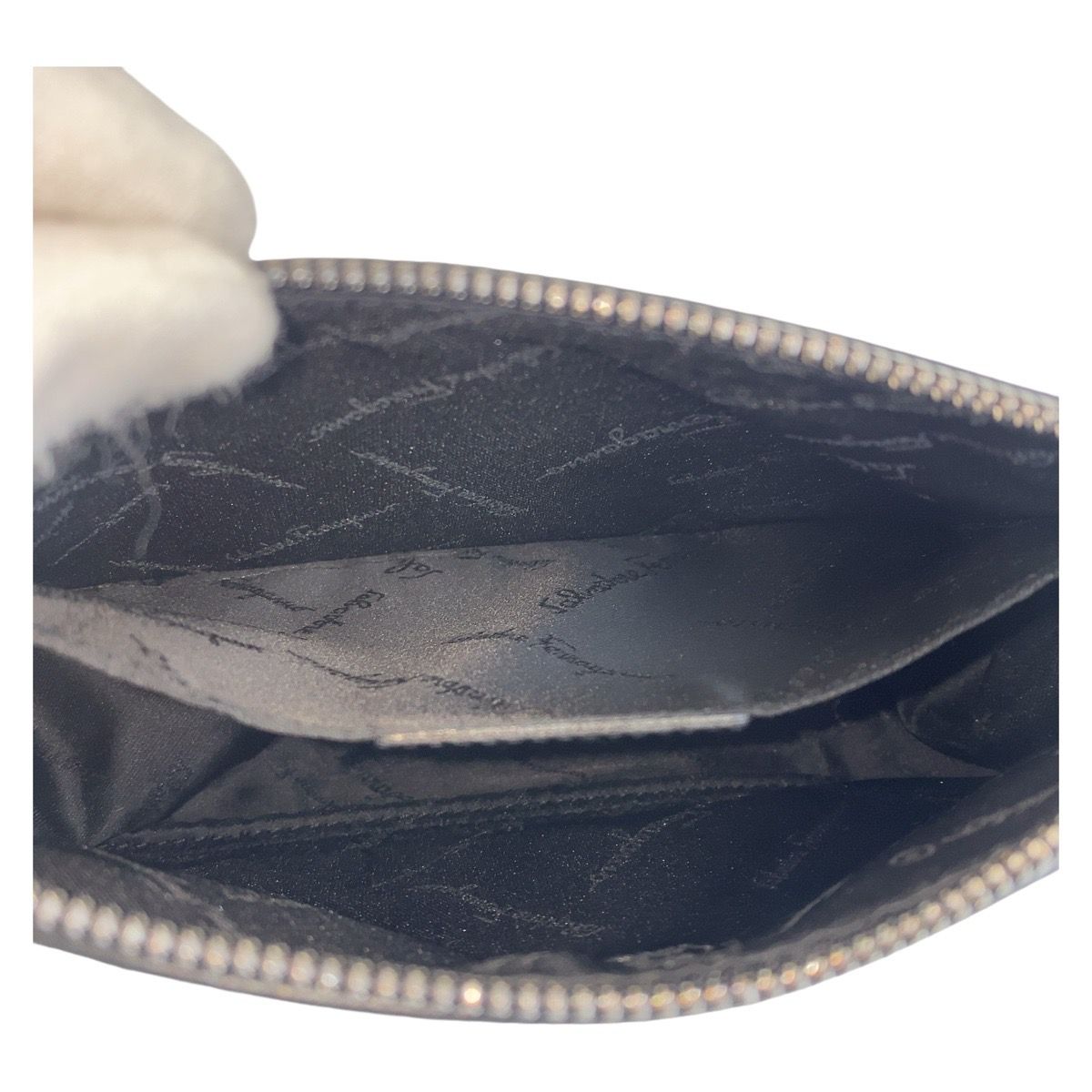Salvatore Ferragamo ガンチーニジップ ハンドバッグ レザー 楽天市場】【未使用品】【バッグ】Salvatore Ferragamo