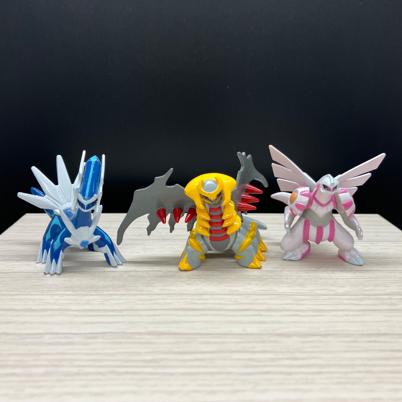 ポケモンフィギュア16点セット(ディアルガ・パルキア・ギラティナ) ポケモンフィギュア16点セット(ディアルガ・パルキア