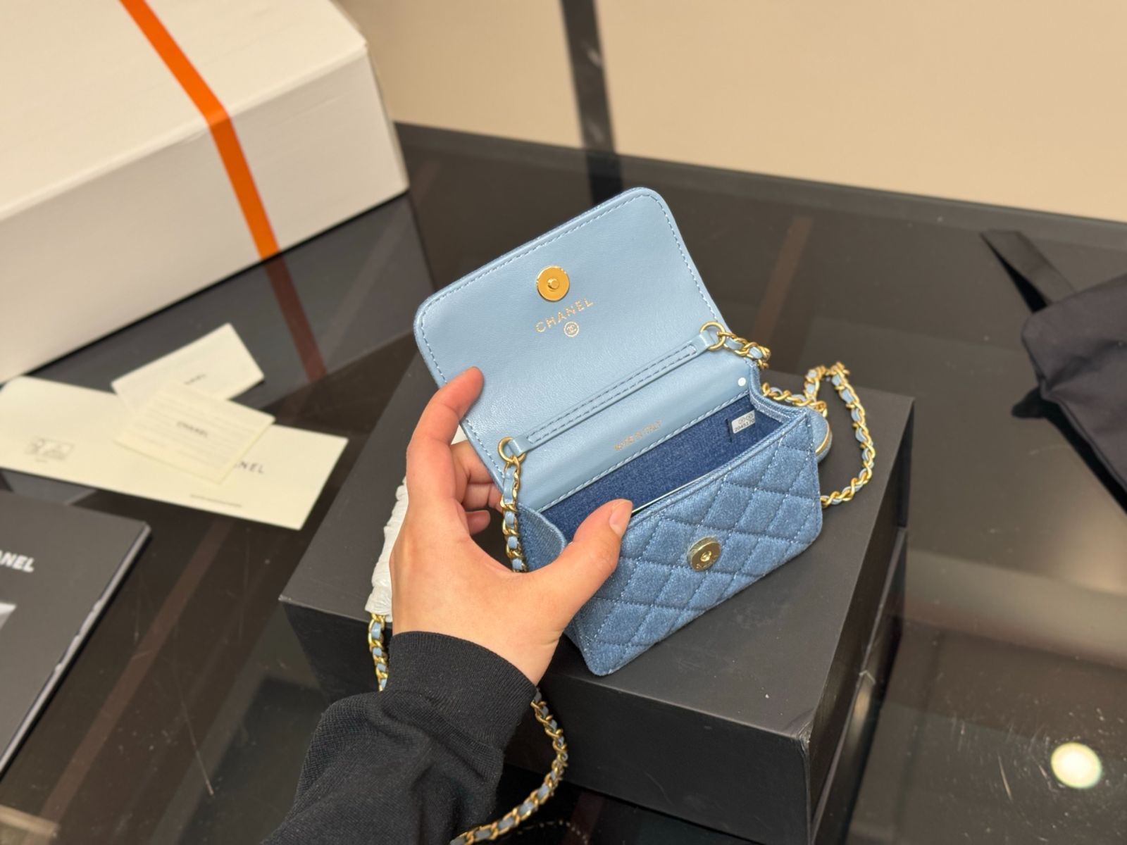 【デニム生地が珍しくかわいい♡】CHANEL ヴァニティバッグ CHANEL - 新品未使用☆激かわっ☆CHANEL☆デニム☆チェーン