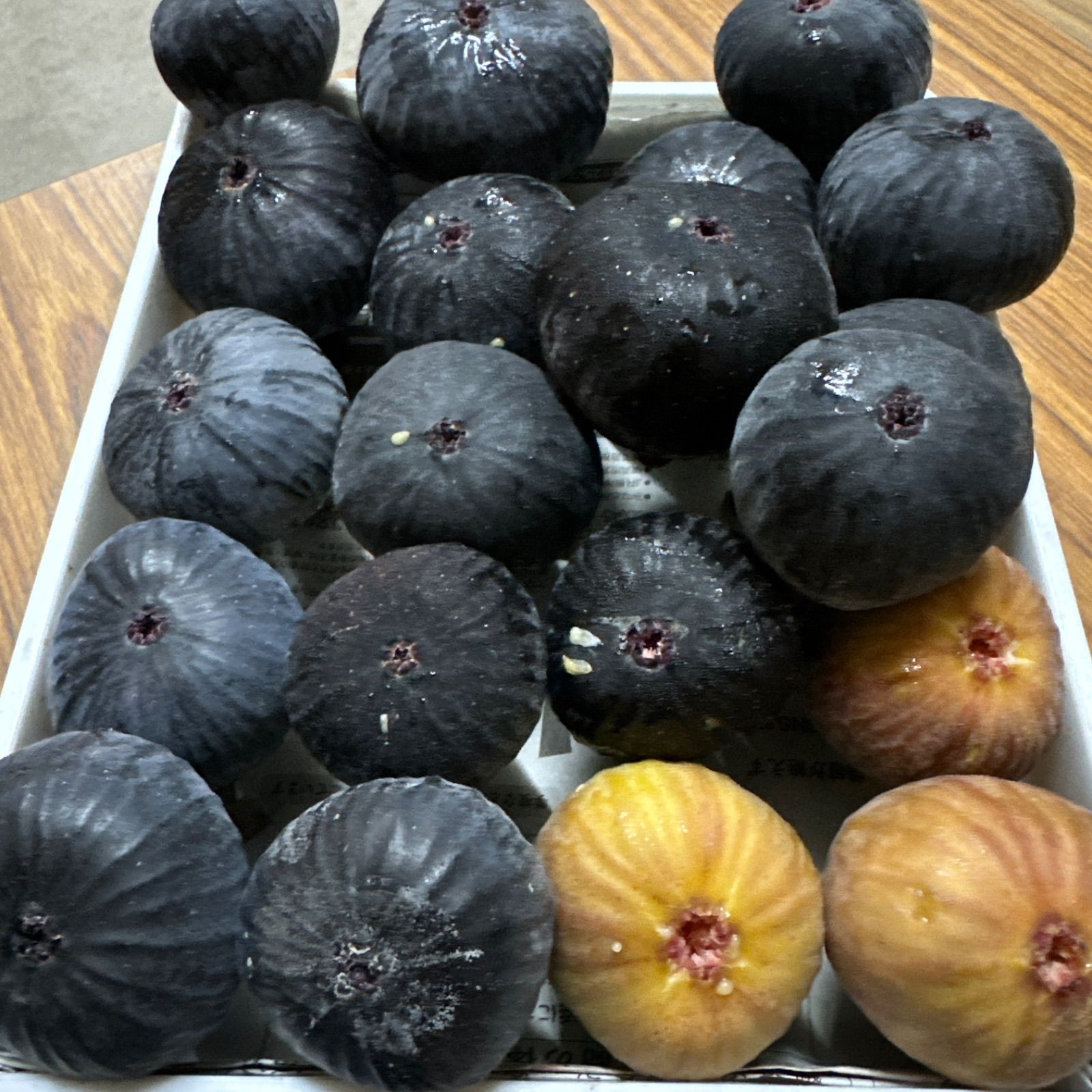 食品 イチジク 2種セット クール便 ① 広島県産