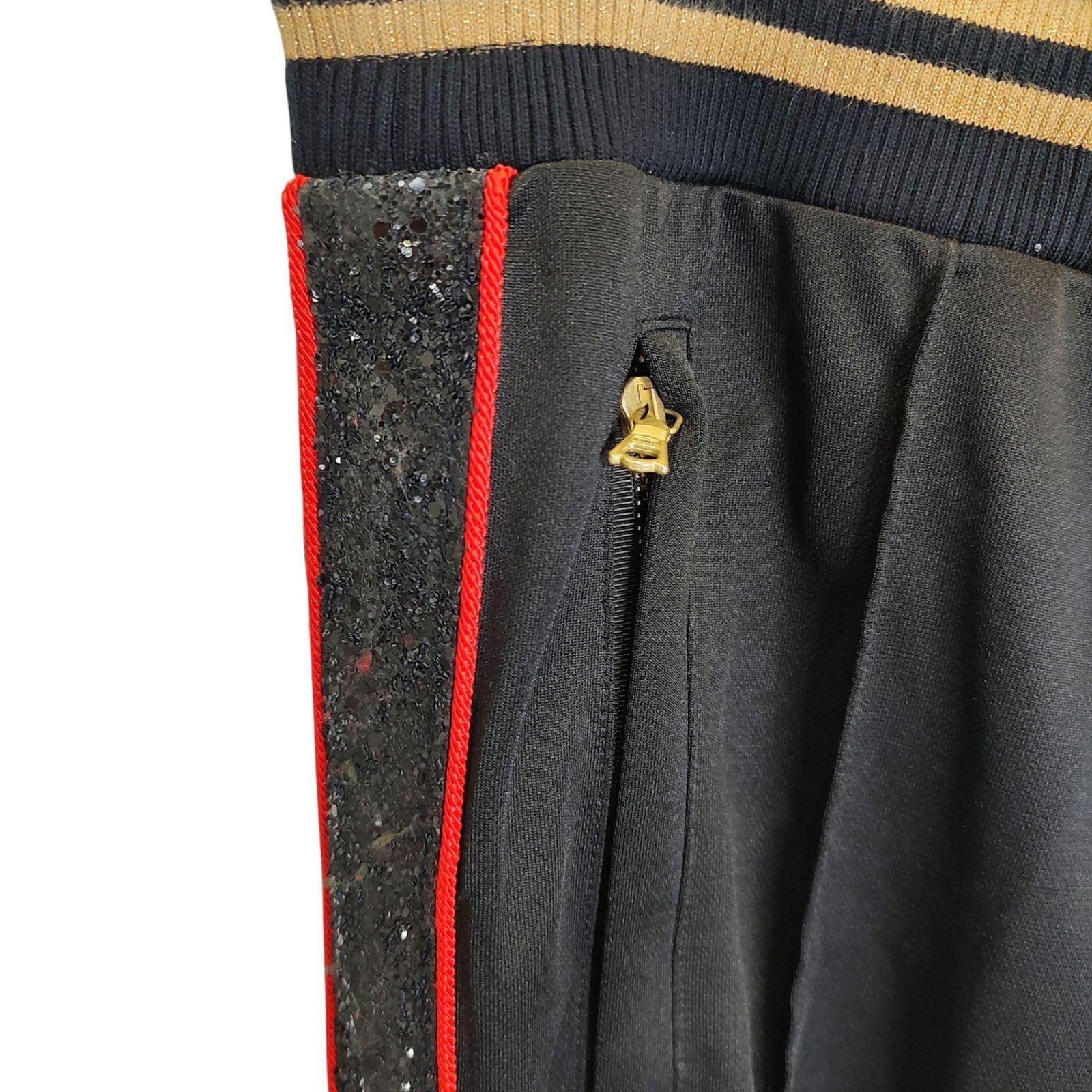 正規品 アミリ AMIRI サイドライン トラックロングパンツ(レッド/赤) AMIRI(アミリ) デニムカーゴパンツ ブラック サイズ 46｜【公式
