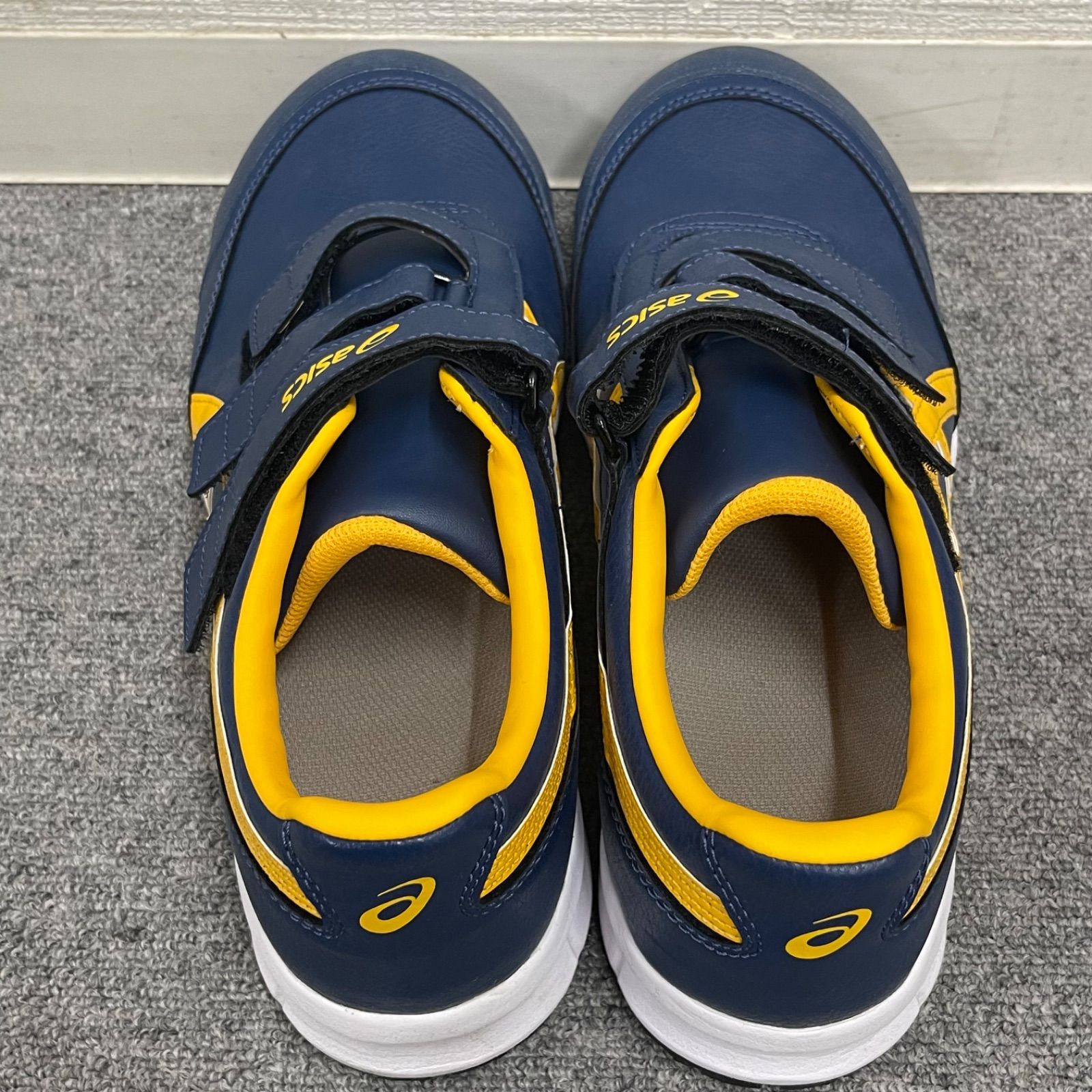 ワークシューズ