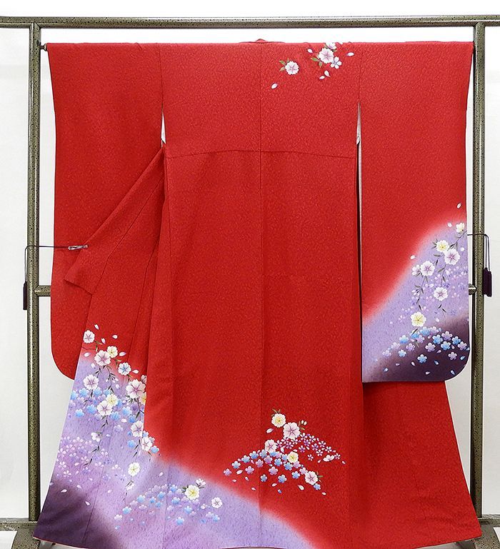 振袖 正絹 桜模様 身丈160.5cm 裄丈66.5cm 振袖 リサイクル 着物 e0588