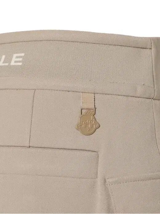 バミューダ パンツ