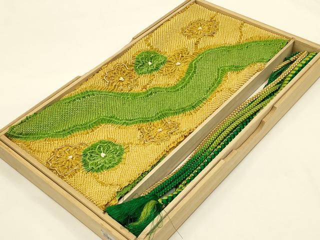 平和屋着物●和装小物　帯締め・帯揚げセット　総絞り　枝花文　金糸　撚り房　逸品　AABC2647ay 平和屋着物○和装小物 帯締め・帯揚げセット 総絞り 枝花文 金糸 撚り