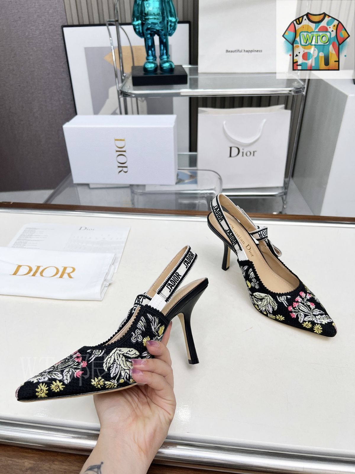 Dior フローラル刺繍 スポーツサンダル GRL フラワー刺繍スポーツサンダル zr1065 アイボリー 23.5cm