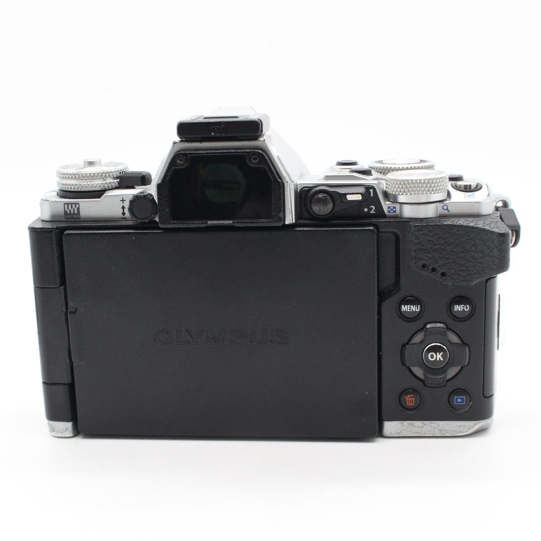 OLYMPUS OM-D E-M5 Mark II シルバー ショット数5533 OLYMPUS OM-D E-M5 Mark II シルバー ショット数5533 - メルカリ