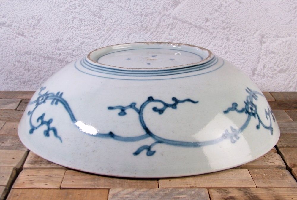 古伊万里 染付大鉢 唐獅子牡丹の図 幅：29cm 江戸時代/25g050