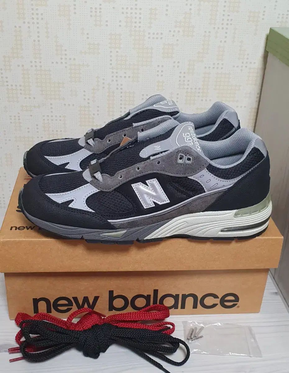 【雷市場（ポンジャン）商品韓国直送】 W270 New Balance(ニューバランス) 991 X スラムジャム 黒 グレー 出品 270 265