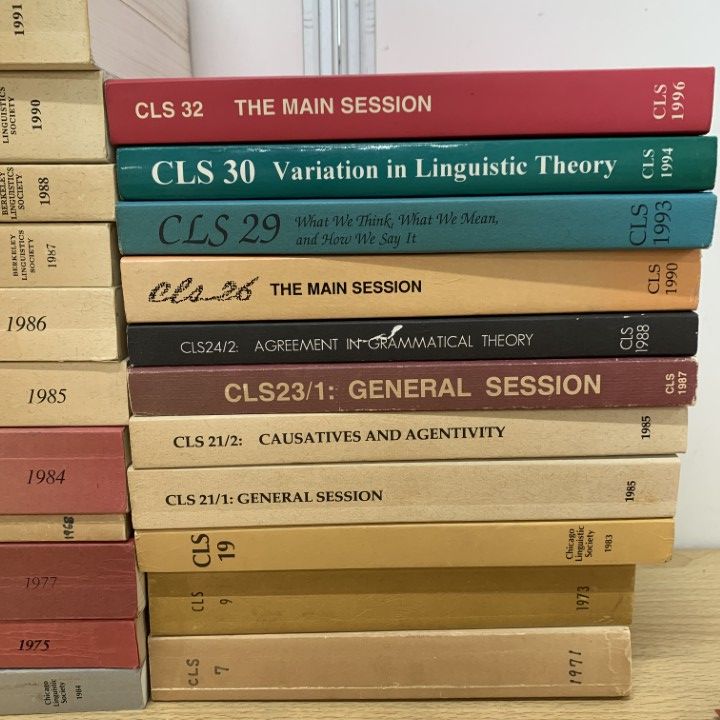 ■01)【同梱不可】洋書 まとめ売り約25冊セット/CLS/BLS/バークレー言語学会/シカゴ/議事録/論文/文学/研究/文法/パラレルセッション/B □01)【同梱不可】洋書 まとめ売り約25冊セット/CLS/BLS
