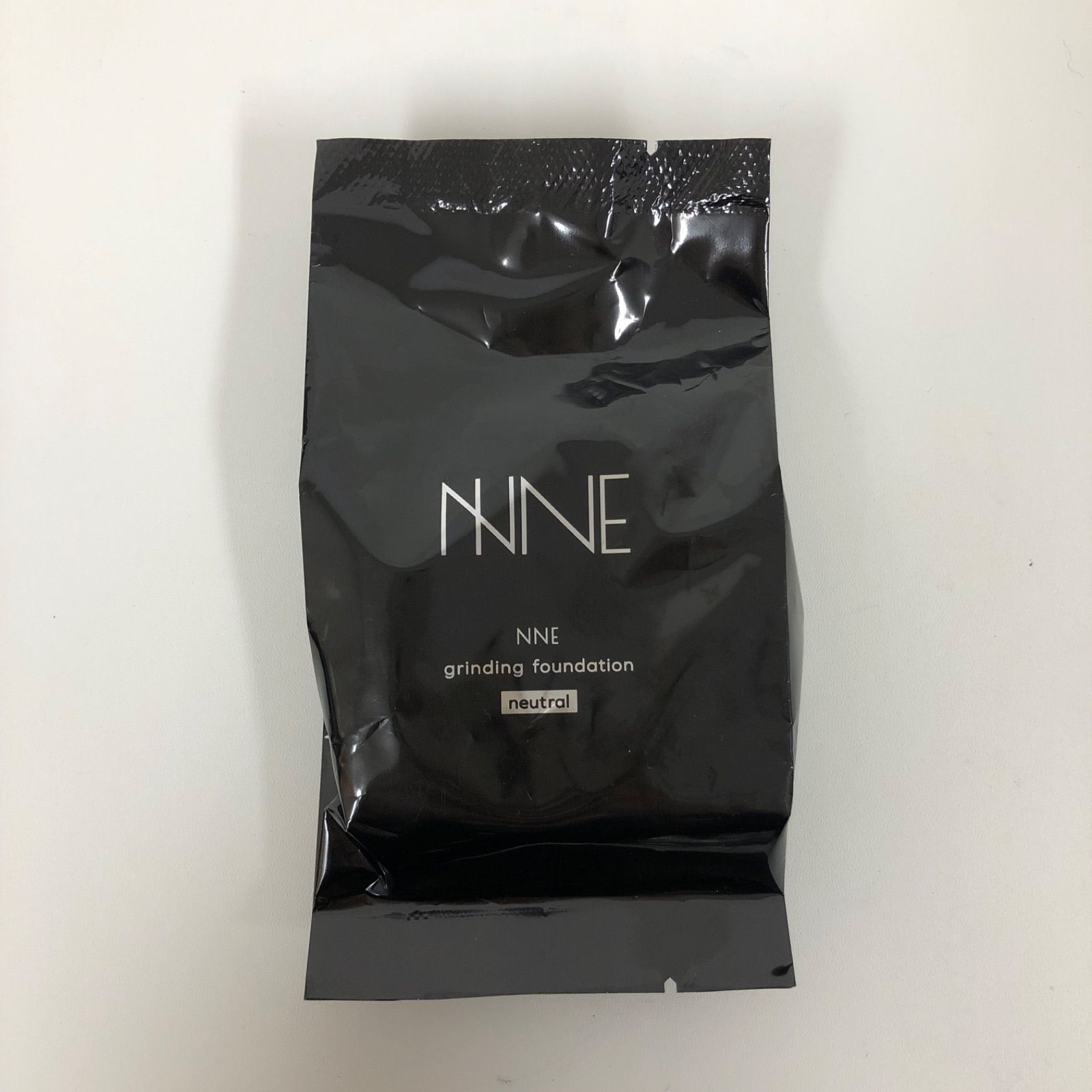 【新品】NNEグライディングファンデーション ニュートラル 14g ケース付き NNEグライディングファンデーション ニュートラル 14g ケース