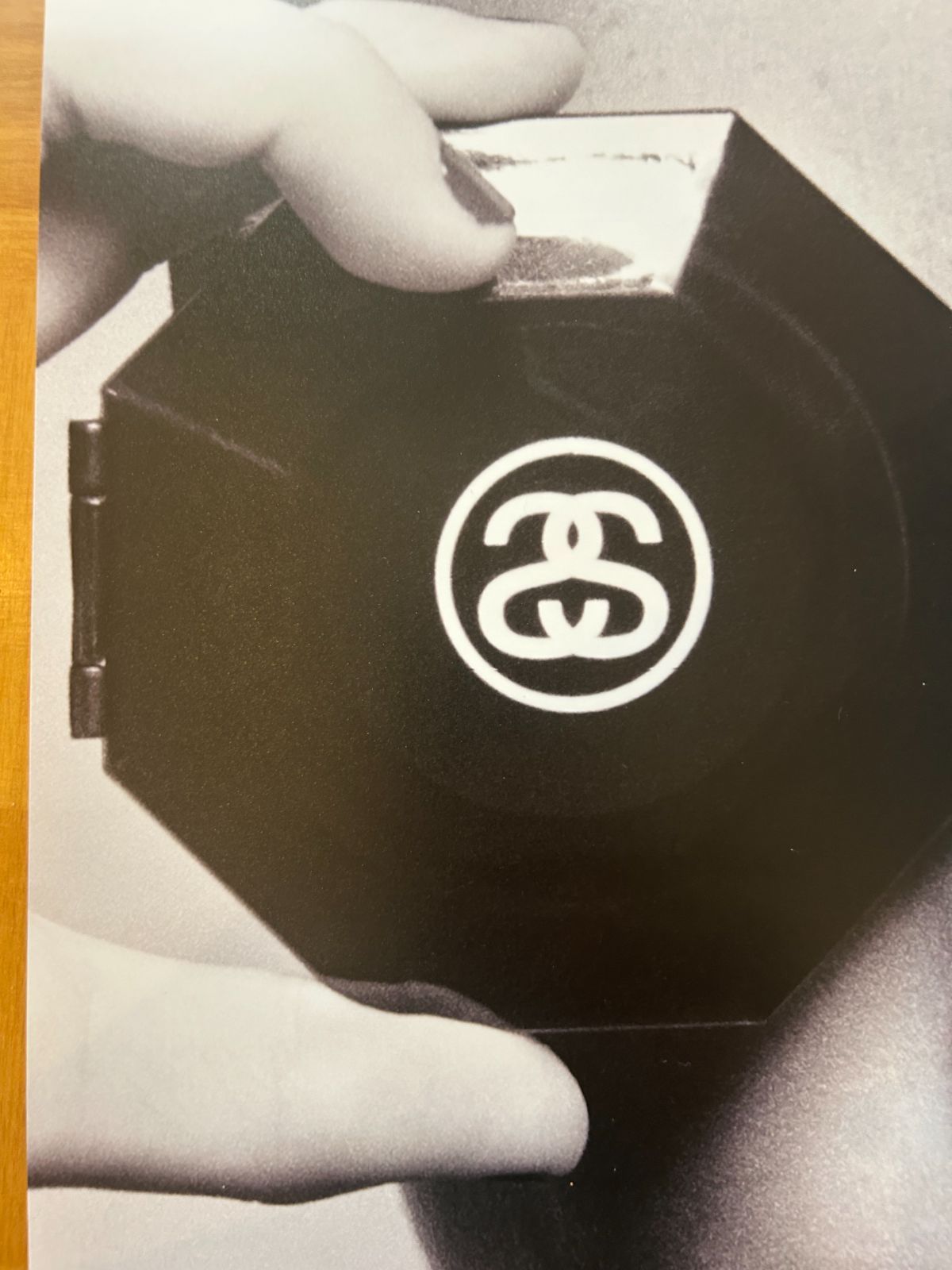 Stussy / カール・ラガーフェルド 追悼プロモーション用ポスター