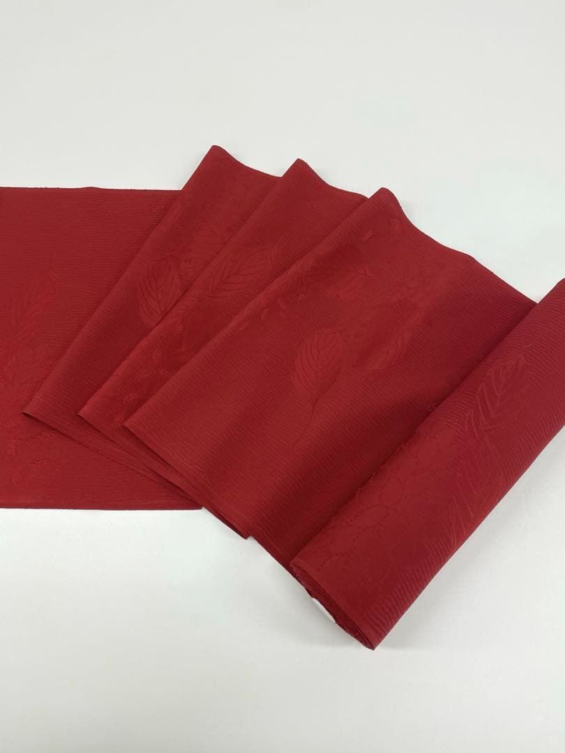 色無地 寿光織 紋意匠 朱・緋色 正絹 反物 - メルカリ