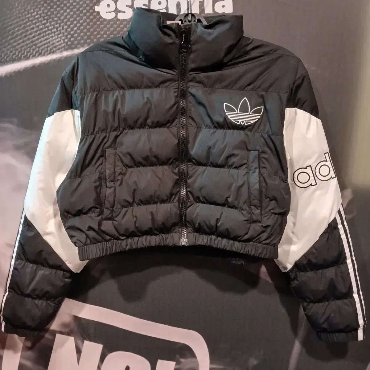 adidas アディダス レディース ショート ダウン