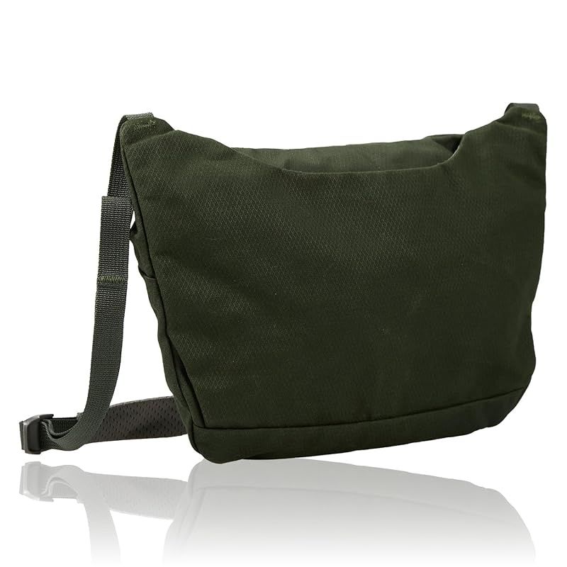 マックパック サコッシュ ショルダーバッグ 斜め掛けバッグTrek Shoulder S トレックショルダーS 登山 トレッキング キャンプ ハイキング MM82400 ロジン 1