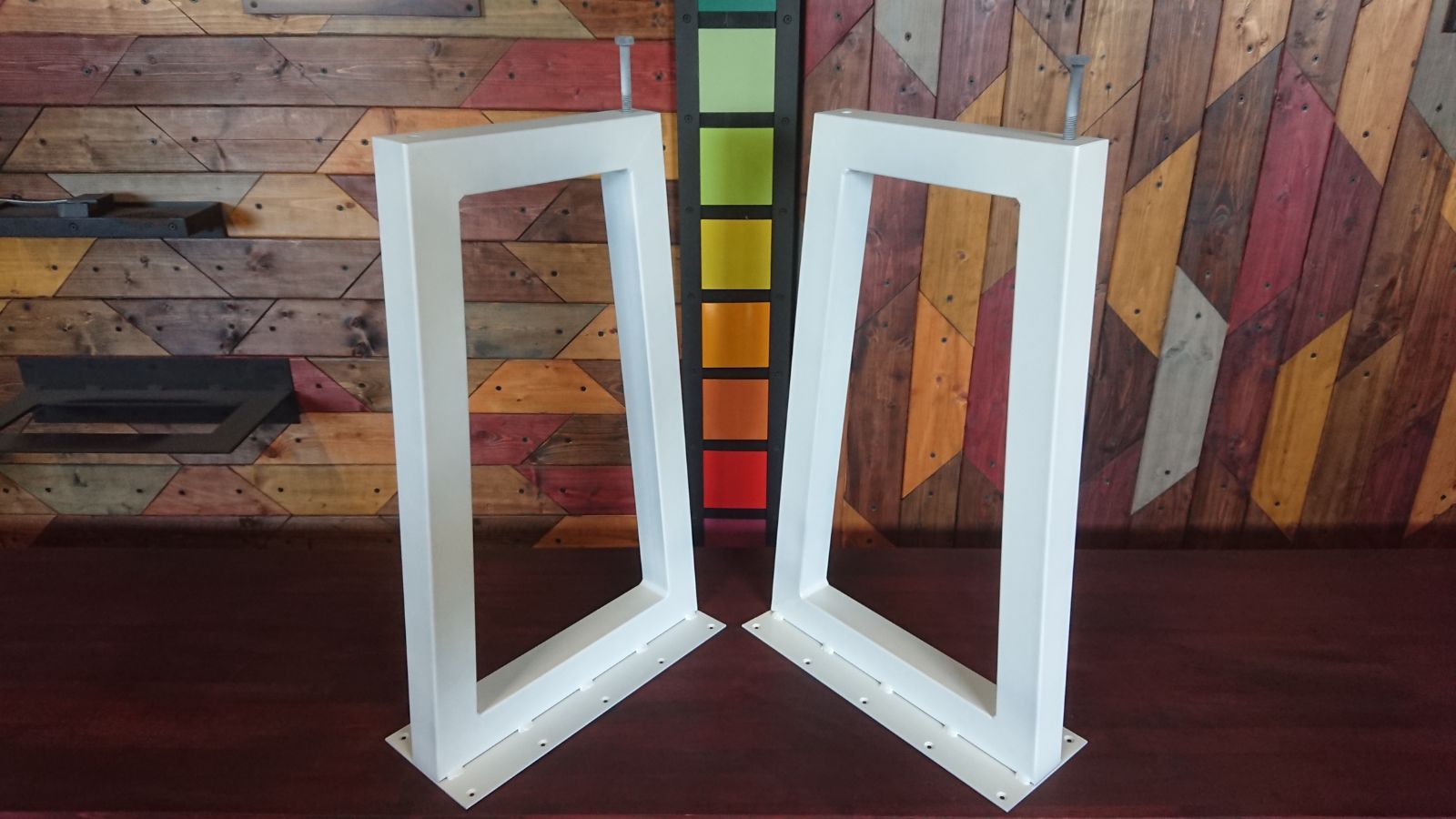 マットホワイトでアイアンな極太鉄脚♪50×400（床面300）× 