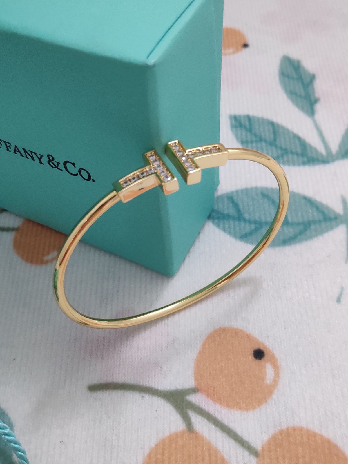 TIFFANY&Co. ティファニー Tワイヤーブレスレット 極美品 人気の製品 