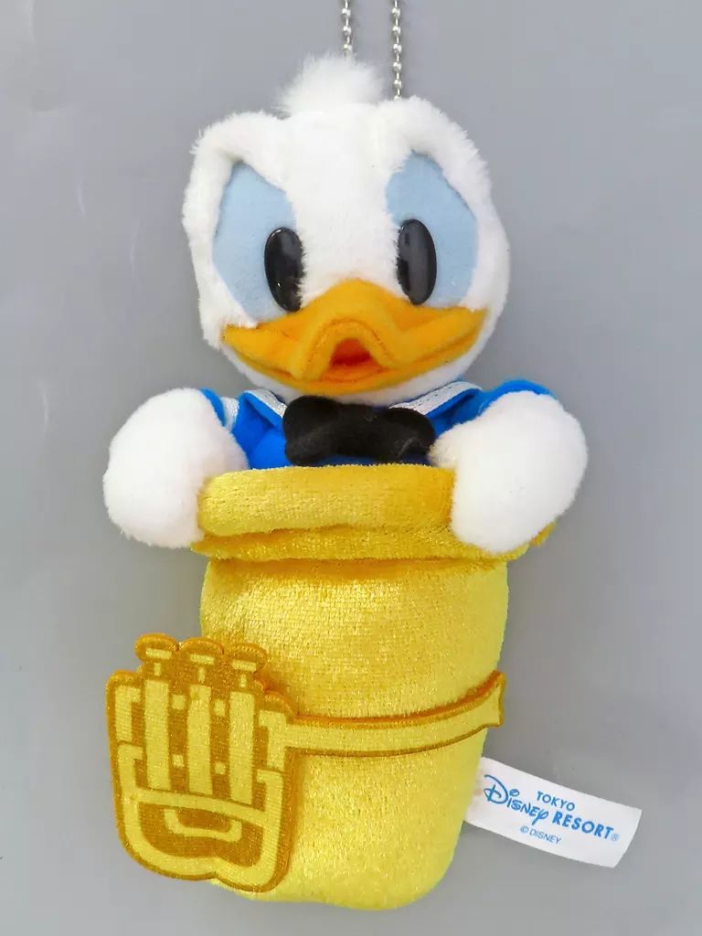 ディズニーランド開園42周年限定　フィルハーマジック　ぬいぐるみバッジ　完売品 ディズニー 42周年 ぬいぐるみバッジ ぬいば フィルハーマジック