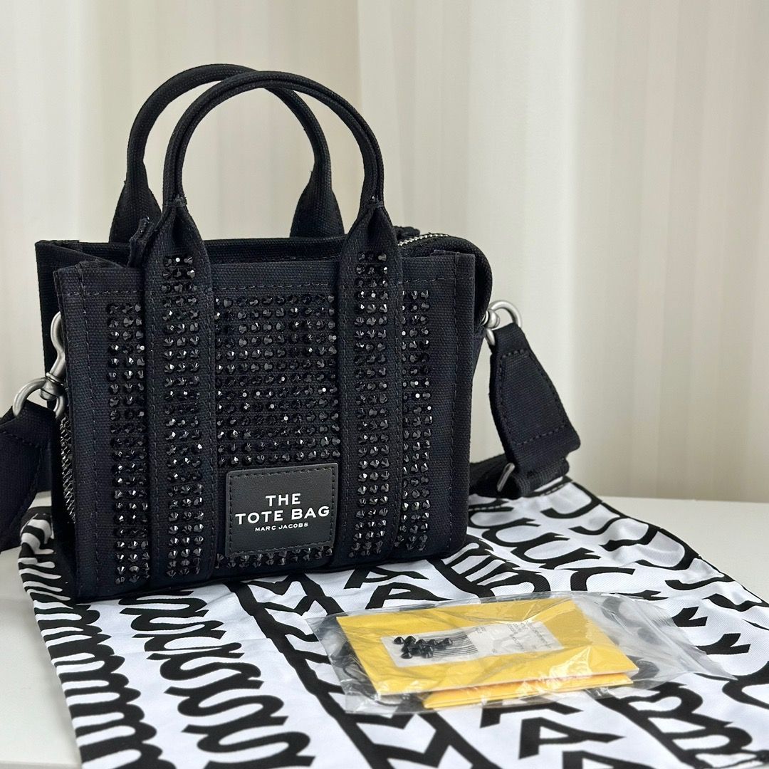 S - 新品・未使用】MARC JACOBS ブラッククリスタル トートバッグ 18CM 