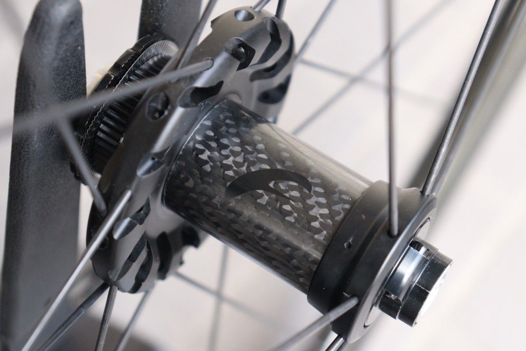 フルクラム FULCRUM スピード SPEED 40 CMPTZN DB カーボン