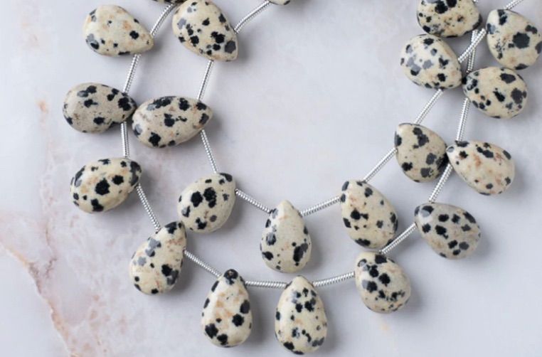 ダルメシアンジャスパー スムースペアシェイプ