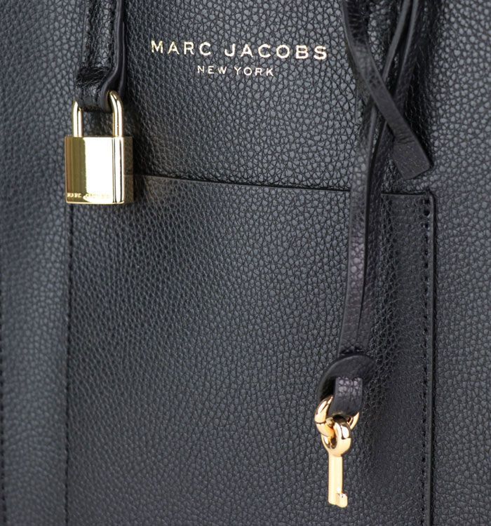 Marc Jacobs】マークジェイコブス レザー ミニショッパー ショルダーバッグ - メルカリ