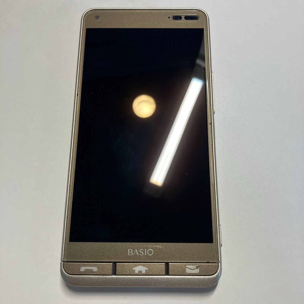 ANDROID - スマホ 京セラ BAISO3 KYV43 au シニア向けスマホ android ゴールド