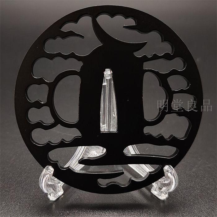 BK0122 日本刀装具 刀鍔 透し 鉄地 透 鍔 刀剣美術 重量：約90G