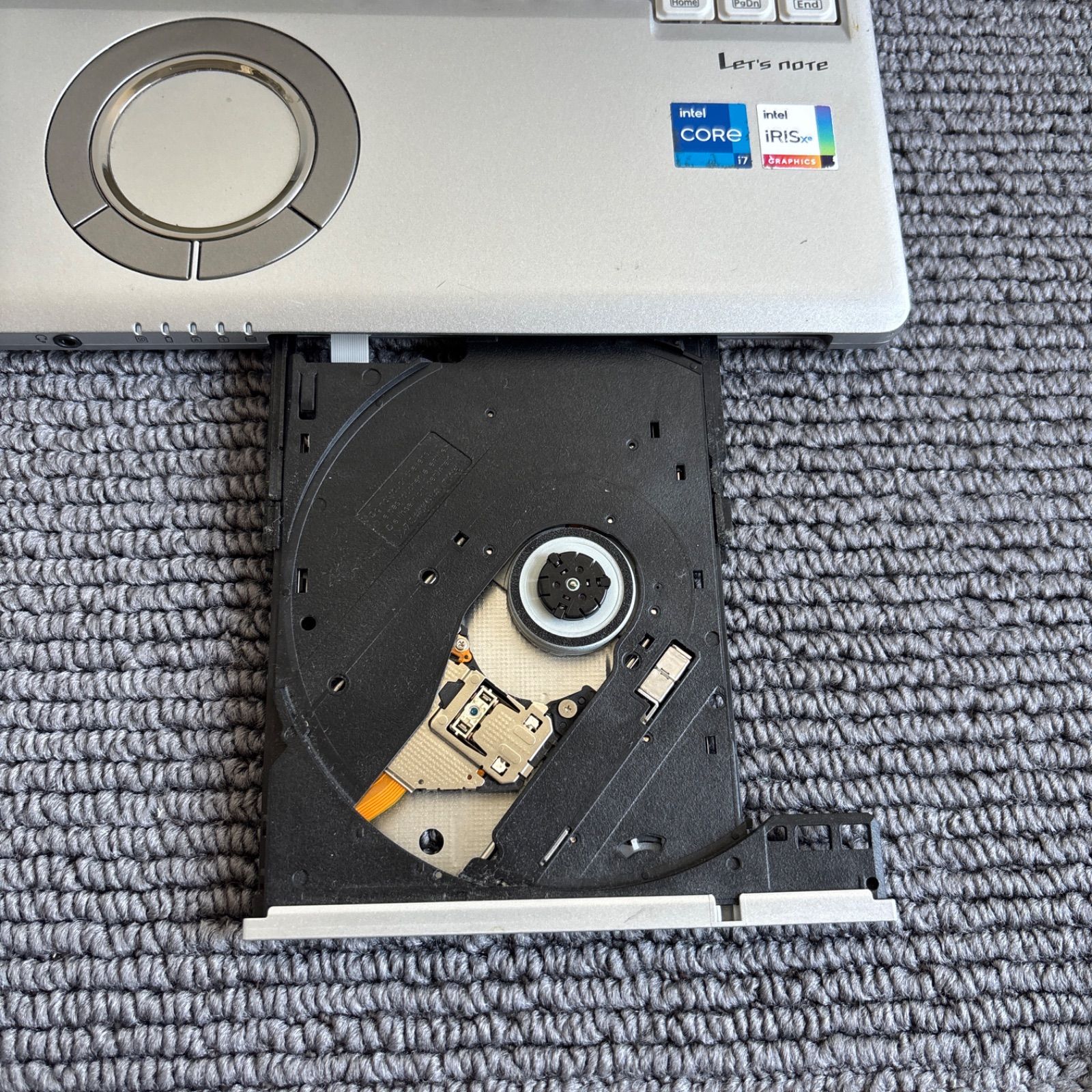 Panasonic CF-SV1 i7-1165G7 メモリ16GB 顔認証 Panasonic CF-SV1 i7-1165G7 メモリ16GB 顔認証