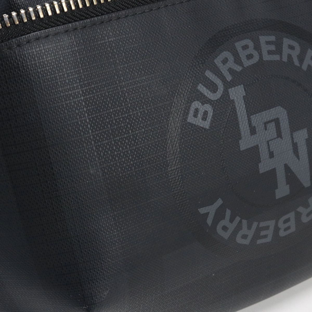 BURBERRY バーバリー ロゴグラフィッククロスボディ 8022517 ボディ 