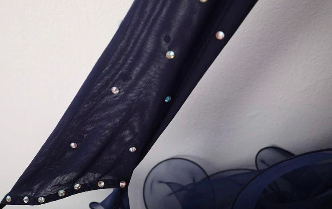 人気スタンダードドレス?ストーン付きファスナー仕様で着脱便利