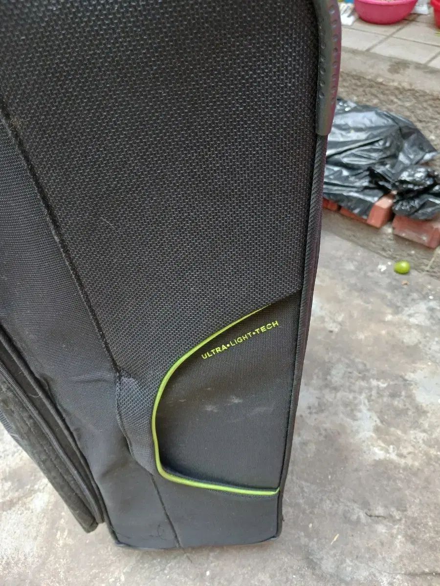 AMERICAN TOURISTER アメリカンツーリスター 31 インチ 荷物用 キャリーケース スーツケース ブラック